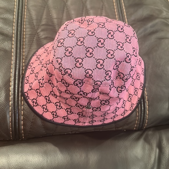 Gucci
Women's Purple Gg Multicolor Canvas Bucket Hat - Picture 4 of 17
